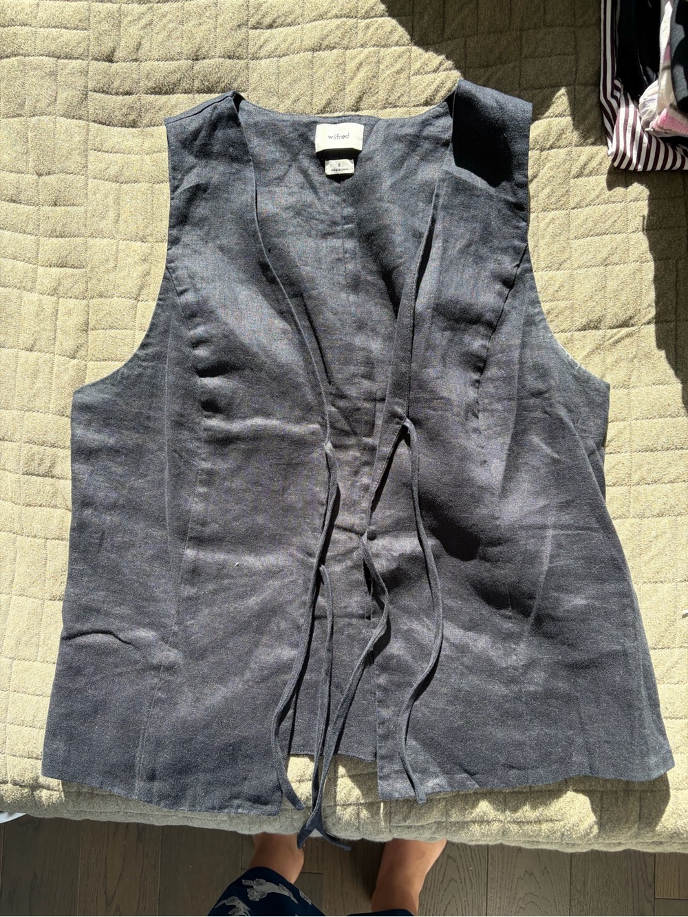 Wilfred Black Linen Tie-Front Vest
